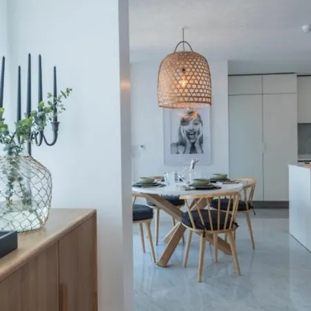 Apartamento Com 3 Quartos * Lisboa